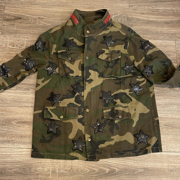 Parka NY Camo Print W. Black Sequin Patch Stars & Red Trim Military Jacket Sz M - Picture 4 of 5